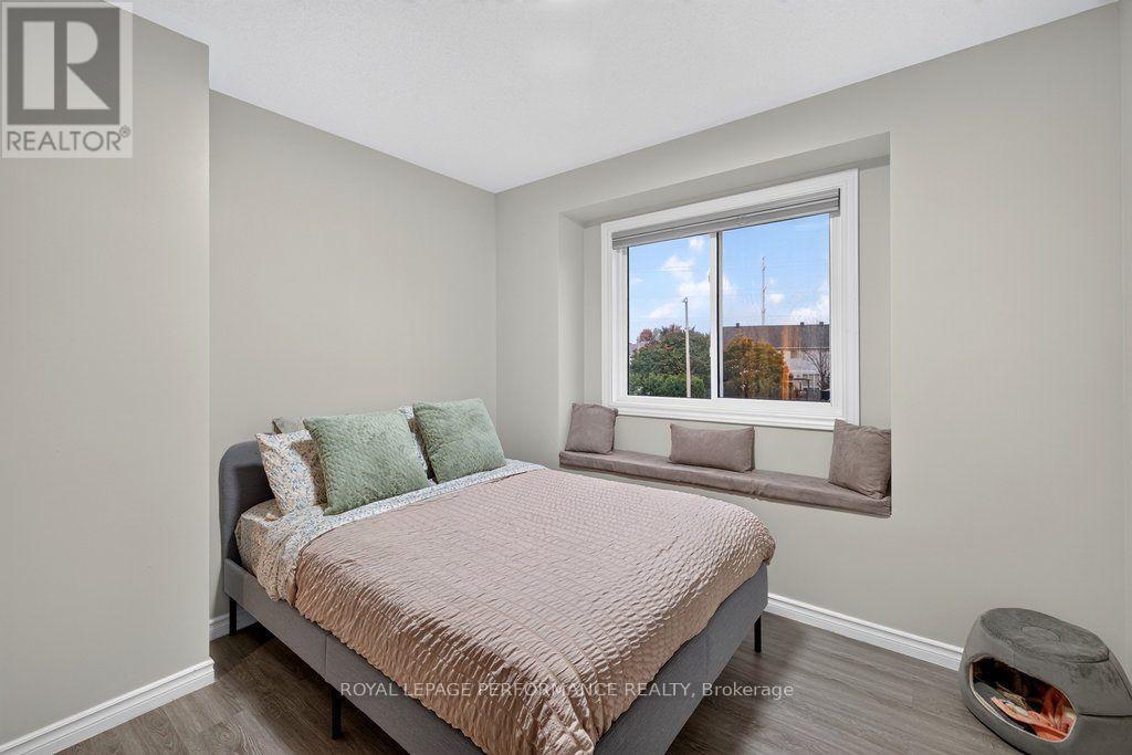 823 NESTING WAY - 22
