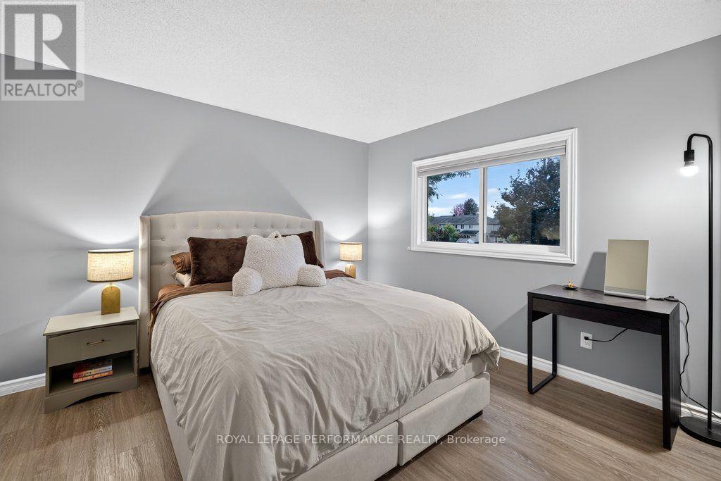 823 NESTING WAY - 27