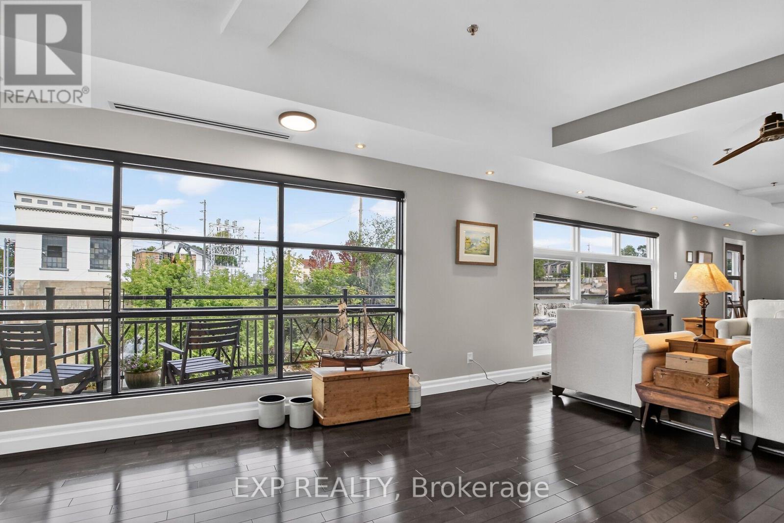 #103 7 MILL STREET - Image 34