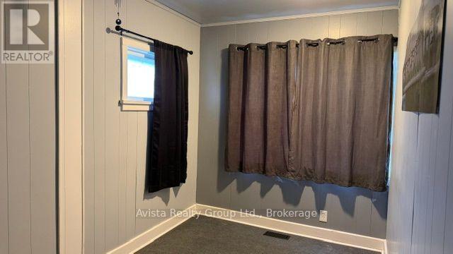 1202 GORE STREET W - 2