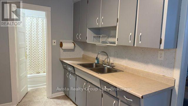 1202 GORE STREET W - Image 8