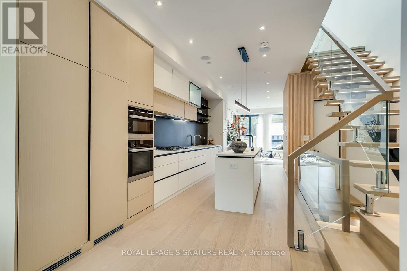 511 WOBURN AVENUE - Image 7