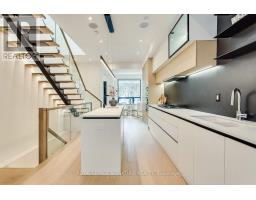 511 Woburn Avenue, Toronto, ON M5M1L8 Photo 13