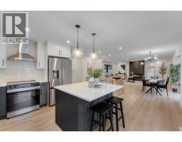 104 Oakmoor Place Sw, Calgary, AB T2V4A3 Photo 16