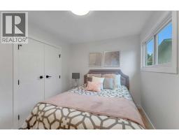 104 Oakmoor Place Sw, Calgary, AB T2V4A3 Photo 24