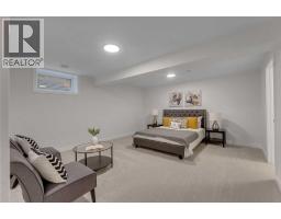 104 Oakmoor Place Sw, Calgary, AB T2V4A3 Photo 32