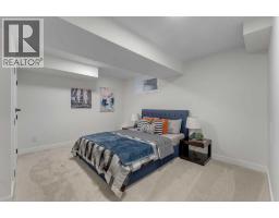 104 Oakmoor Place Sw, Calgary, AB T2V4A3 Photo 36