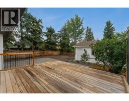 104 Oakmoor Place Sw, Calgary, AB T2V4A3 Photo 38
