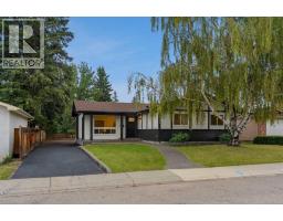 104 Oakmoor Place Sw, Calgary, AB T2V4A3 Photo 43