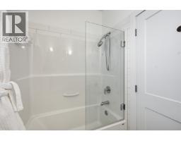 5673 Salmon Drive, Sechelt, BC V0N3A0 Photo 18