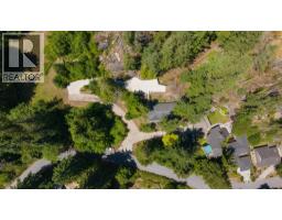 5673 Salmon Drive, Sechelt, BC V0N3A0 Photo 24