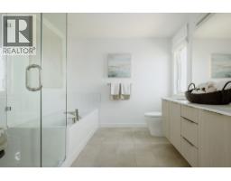 2464 Alder Way, Tsawwassen, BC V4M0G8 Photo 10