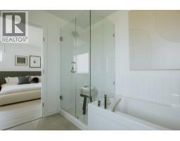 2464 Alder Way, Tsawwassen, BC V4M0G8 Photo 11