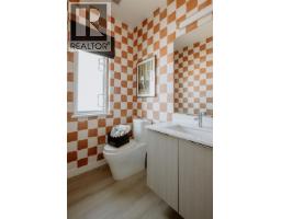 2464 Alder Way, Tsawwassen, BC V4M0G8 Photo 8