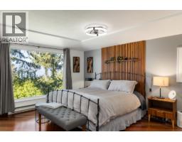 350 Bayview Place, Lions Bay, BC V0N2E0 Photo 14
