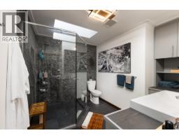 350 Bayview Place, Lions Bay, BC V0N2E0 Photo 16