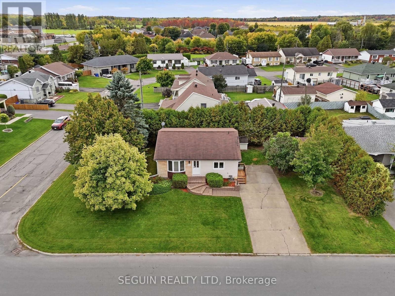 662 REJANE CRESCENT - 2