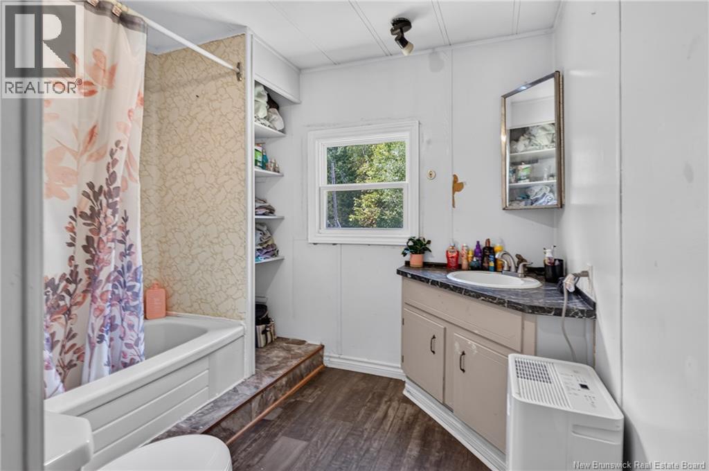 12454 Hwy 126 - Image 23
