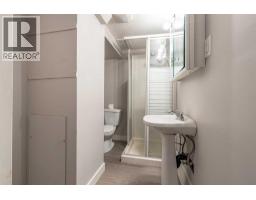 337 4 Street Sw, Medicine Hat, AB T1A4E7 Photo 29