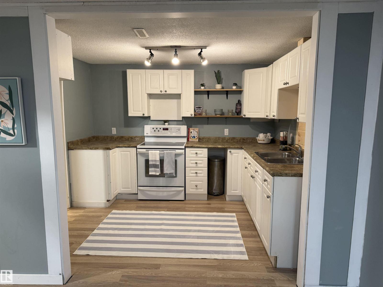 #41 52516 RGE ROAD 13 - Image 39