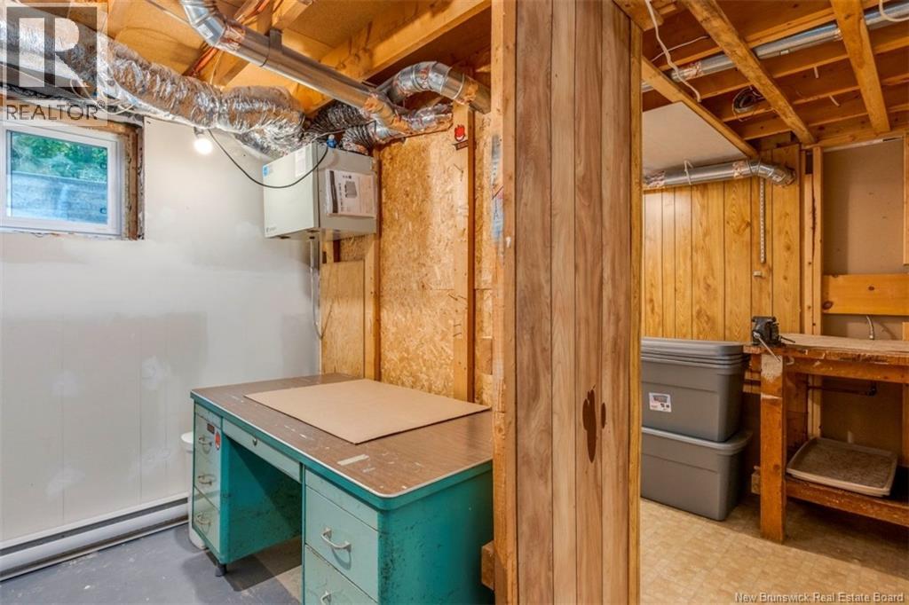 381 Beaumont Street - 19