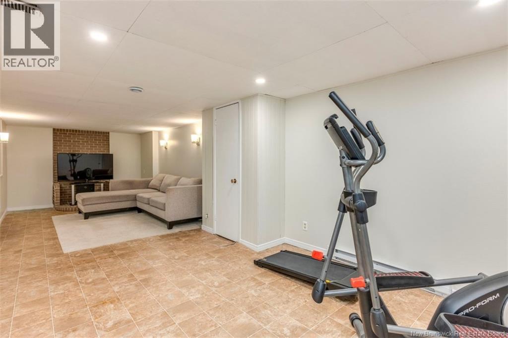 381 Beaumont Street - 15