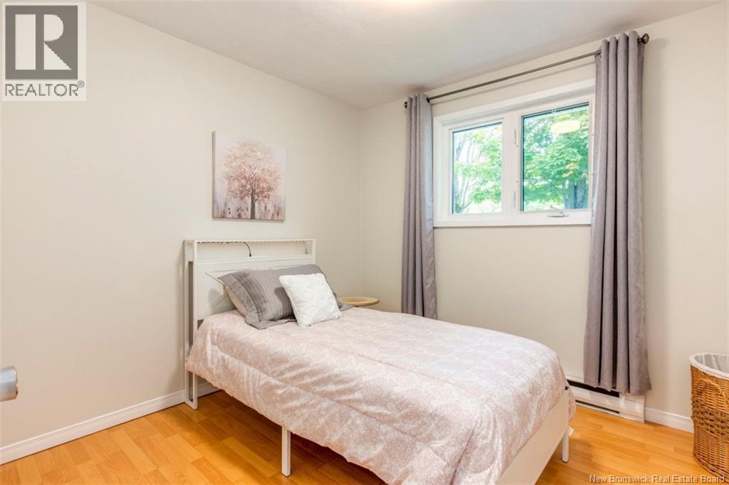 381 Beaumont Street - Image 13