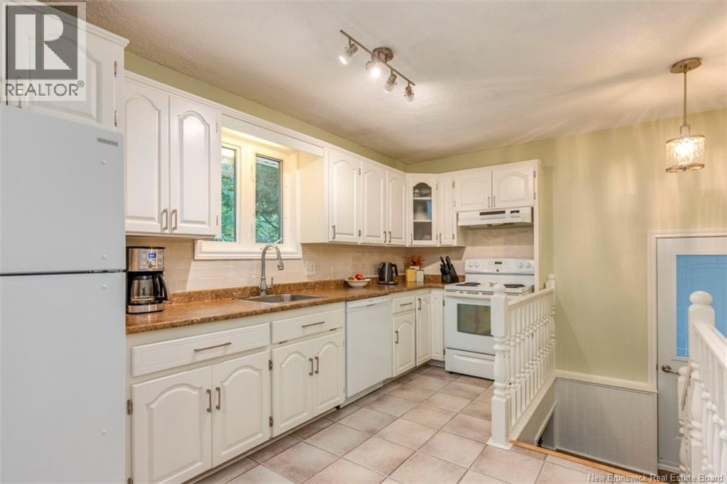 381 Beaumont Street - 9