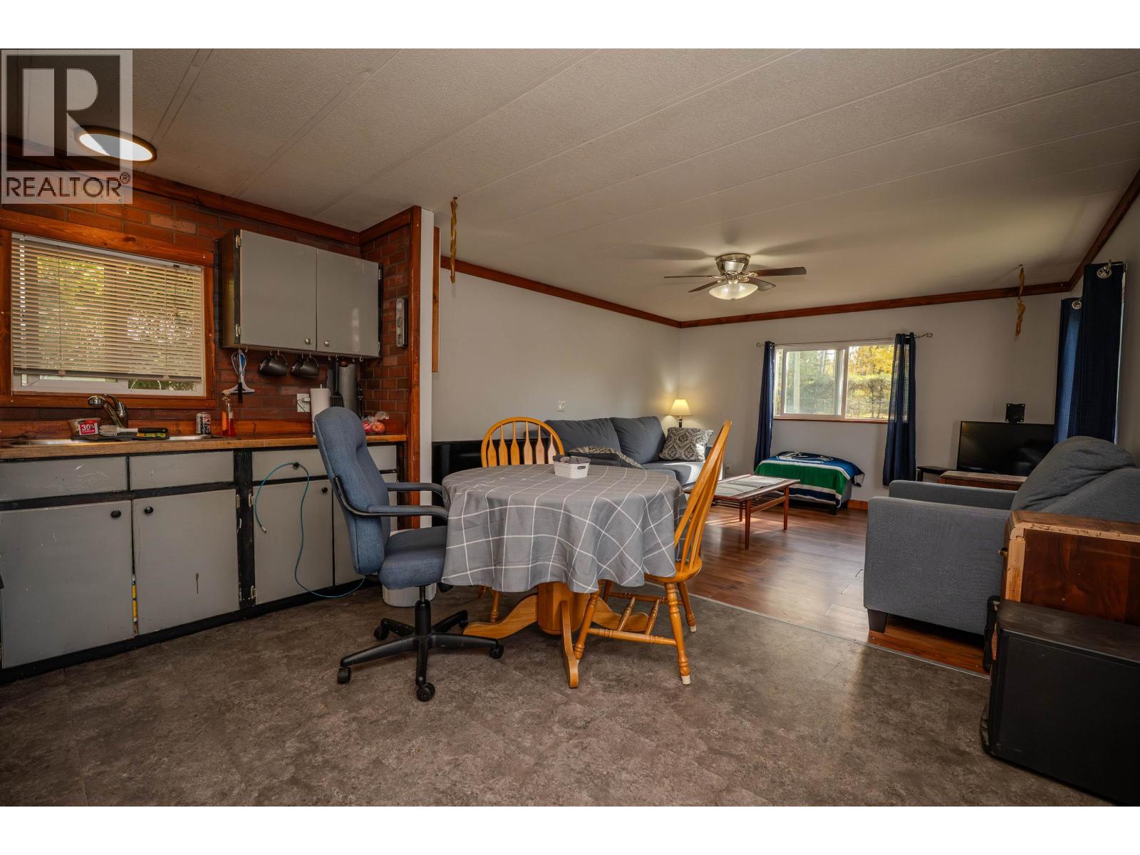173 WESTCOAST ROAD - 10