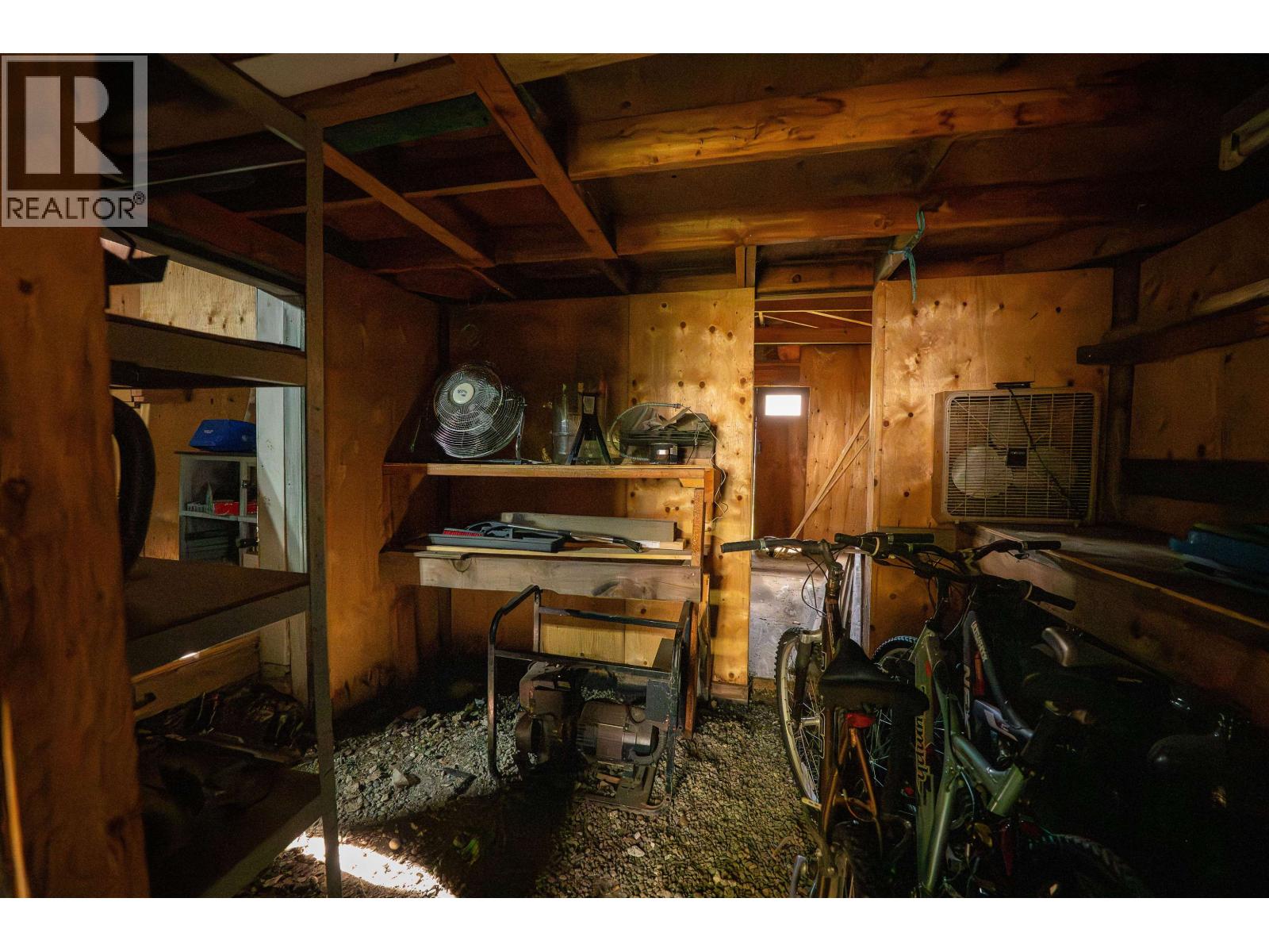 173 WESTCOAST ROAD - 22