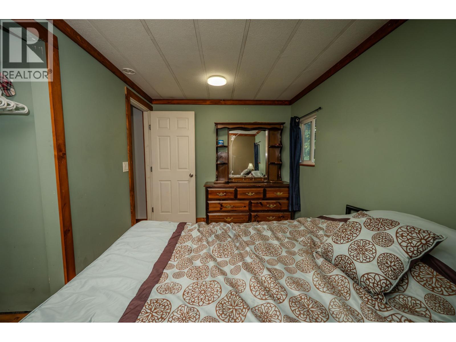173 WESTCOAST ROAD - 19