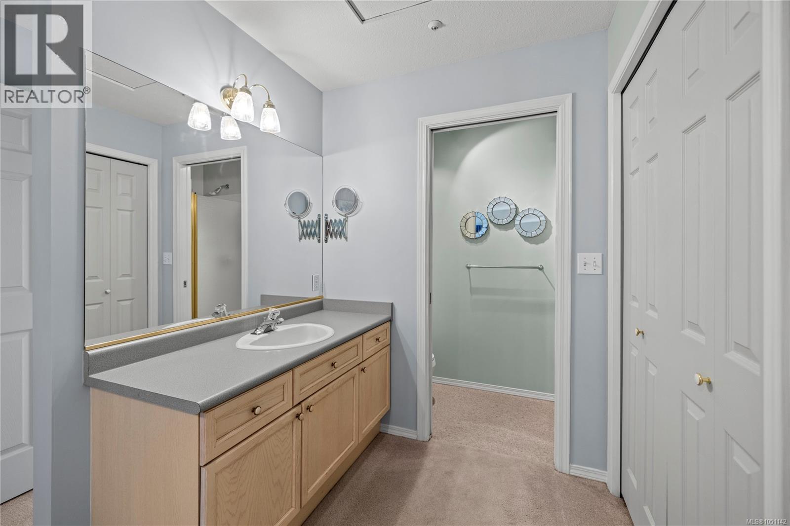 126 Ocean Walk Dr - Image 21