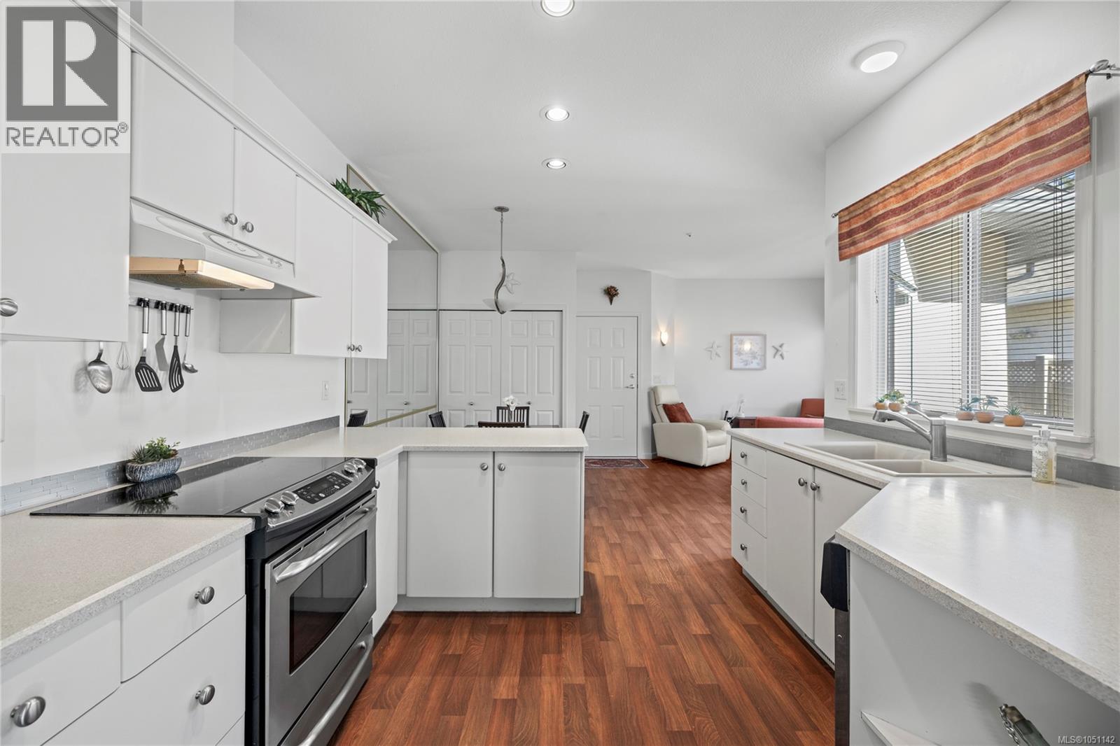 126 Ocean Walk Dr - 6