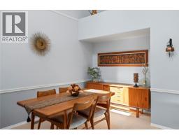 Dining nook - 126 Ocean Walk Dr, Nanaimo, BC V9V1N2 Photo 11