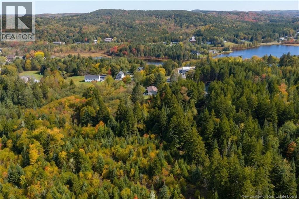 130 Hillcrest Road - 36
