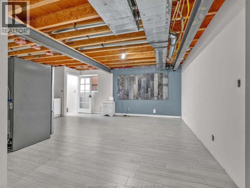 257 ROBINSON AVENUE - Image 29