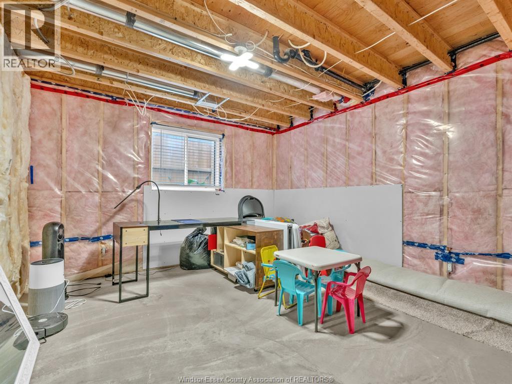 257 ROBINSON AVENUE - Image 31