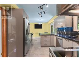 5 Canterbury Crescent, Toronto, ON M9A5A4 Photo 16