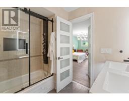 5 Canterbury Crescent, Toronto, ON M9A5A4 Photo 25