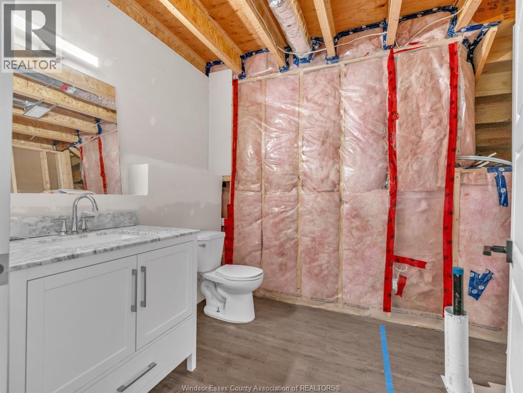 257 ROBINSON AVENUE - Image 32