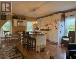 Mud room - 28 Woodburn Road, Pine Tree, NS B2H5C4 Photo 8