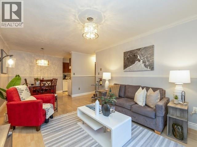 Photo of 112 6105 KINGSWAY 2