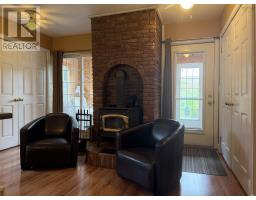 Sunroom - 28 Woodburn Road, Pine Tree, NS B2H5C4 Photo 7