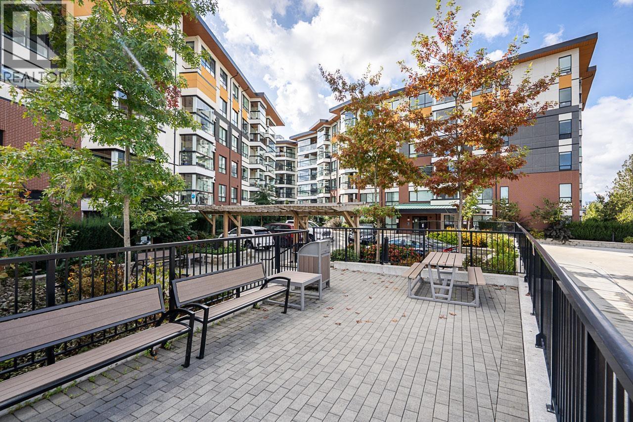 Photo of 315 11641 227 STREET 32