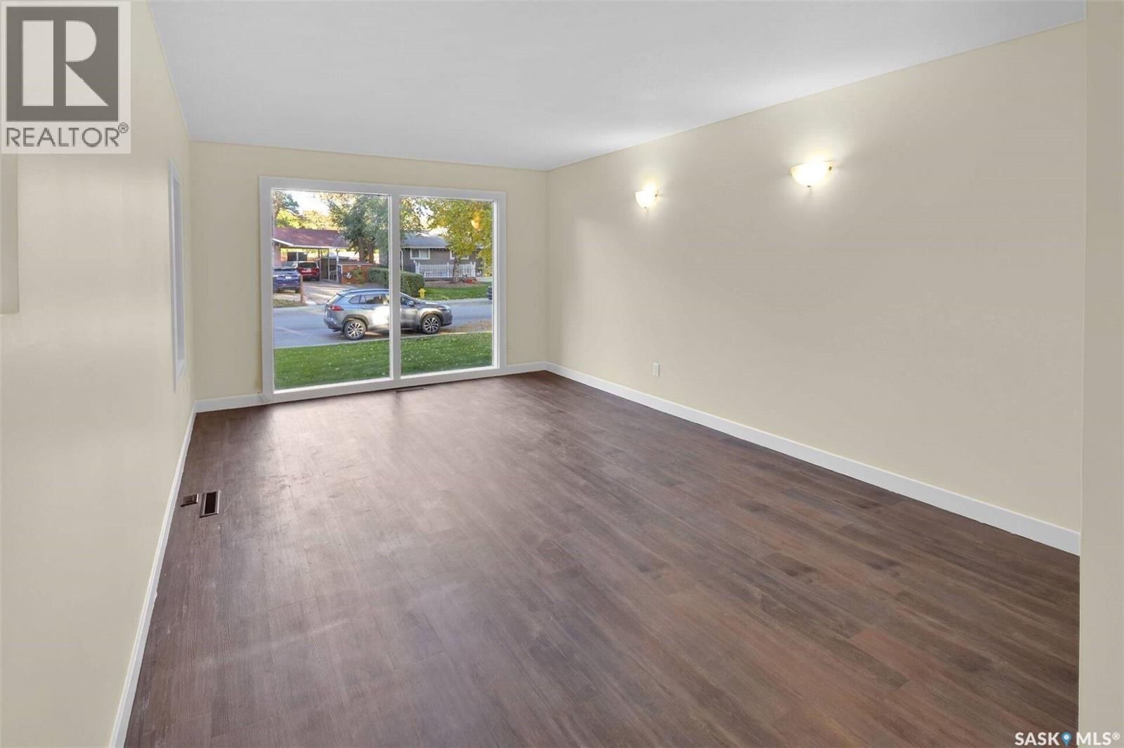110 Spinks DRIVE, Saskatoon — photo 9