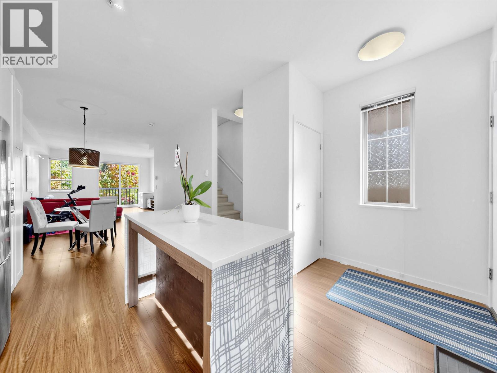 21 433 SEYMOUR RIVER PLACE, North Vancouver
