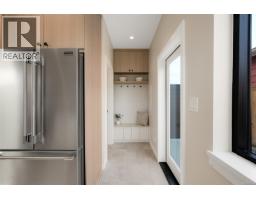 3 2100 Allenby St, Oak Bay, BC V8R3C3 Photo 23