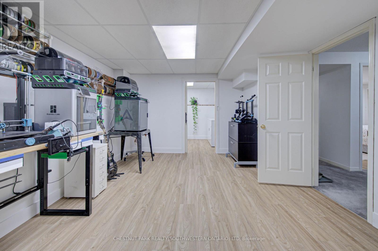 317 CHRISTOPHER DRIVE - Image 25