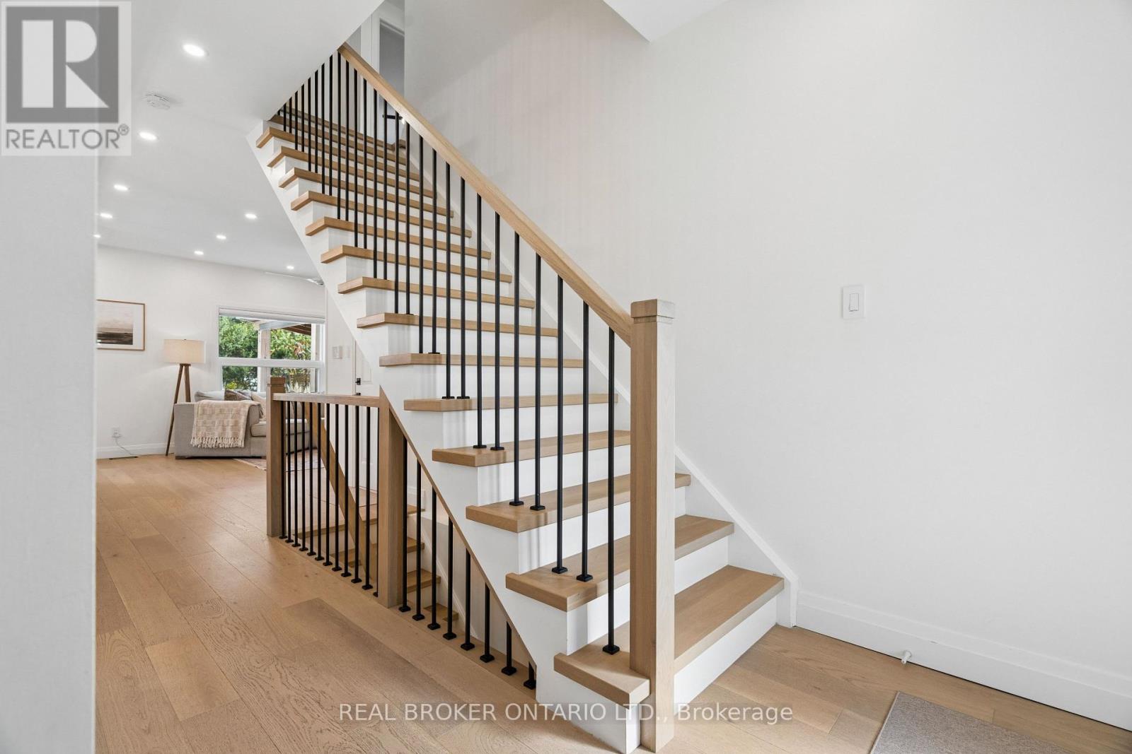 184 DUNBAR STREET - Image 17