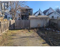 Upper - 12 East 24th Street, Hamilton, ON L8V2X7 Photo 18